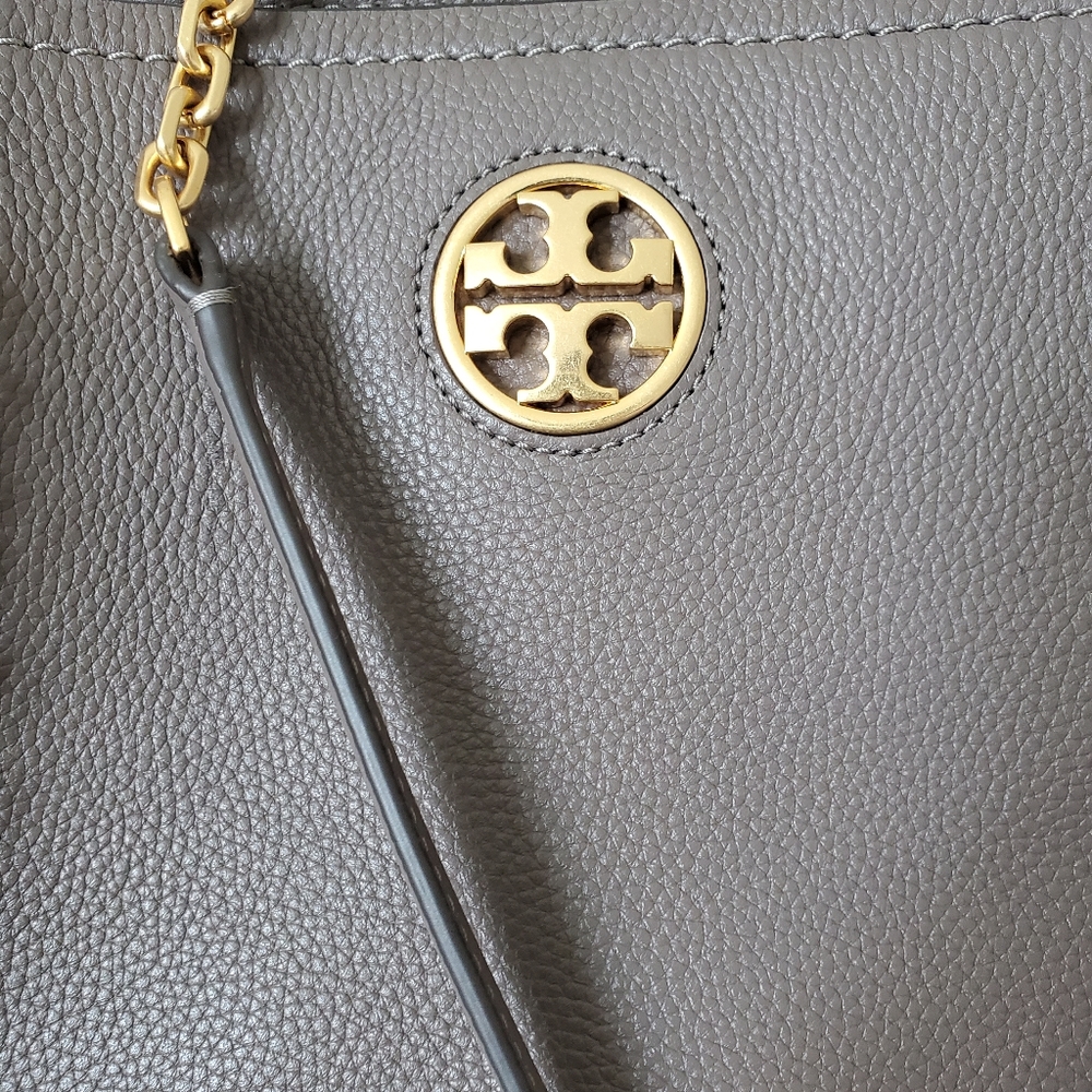 Sold!!Tory Burch grey leather tote bag - Picture 4 of 13